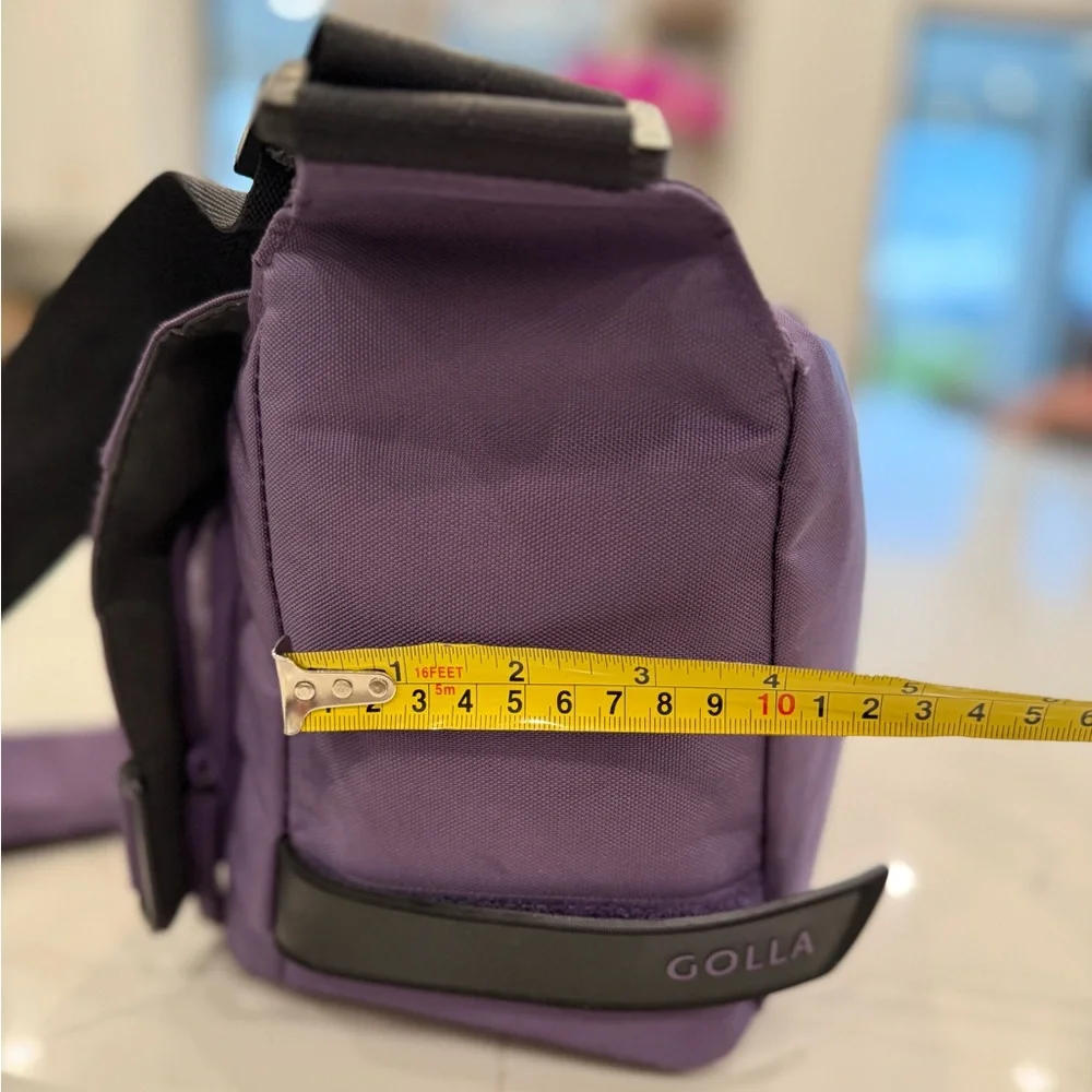 Golla “Sun” Purple Camera Bag Padded, Magnetic, Adjustable Strap Great Condition